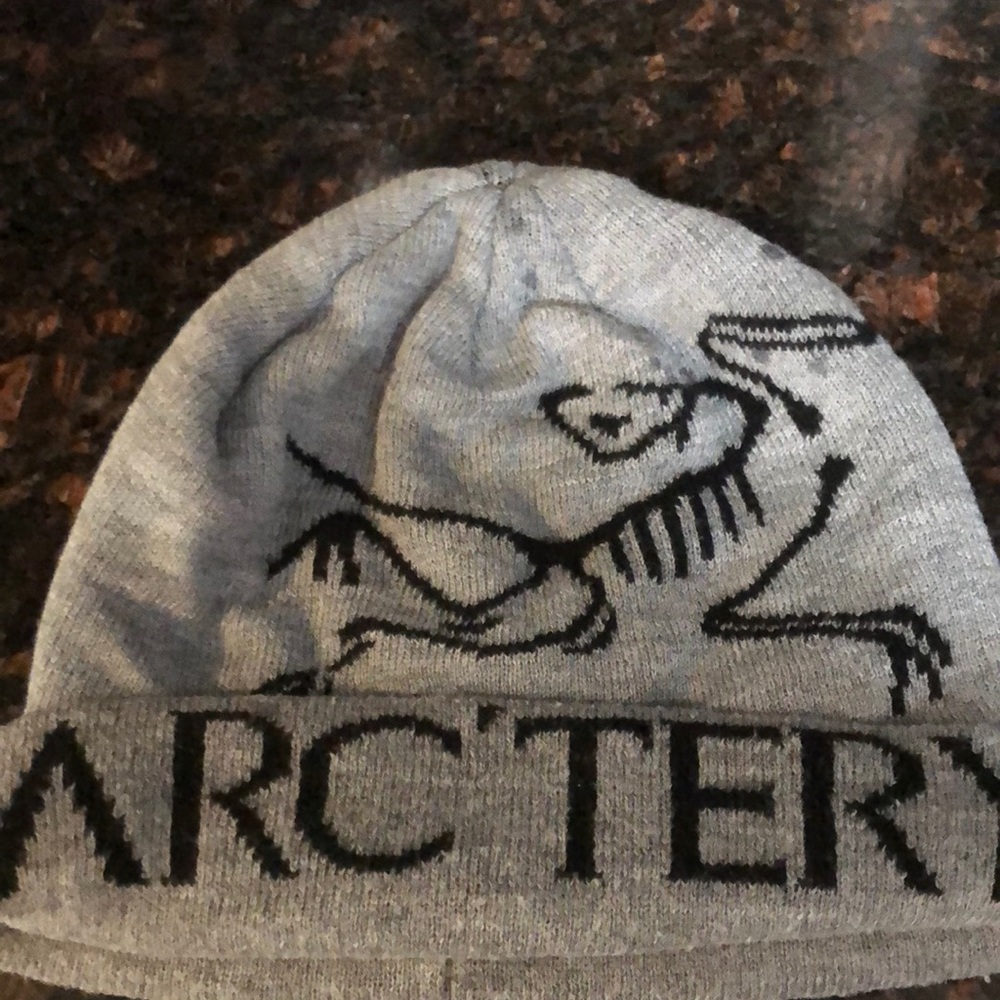 Details title men black and great hats